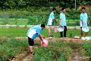 福建队官博晒对阵青岛队预热海报：一锤定鹰