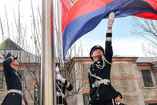 杜锋：希望年轻队员上场之后努力防守 努力拼抢篮板